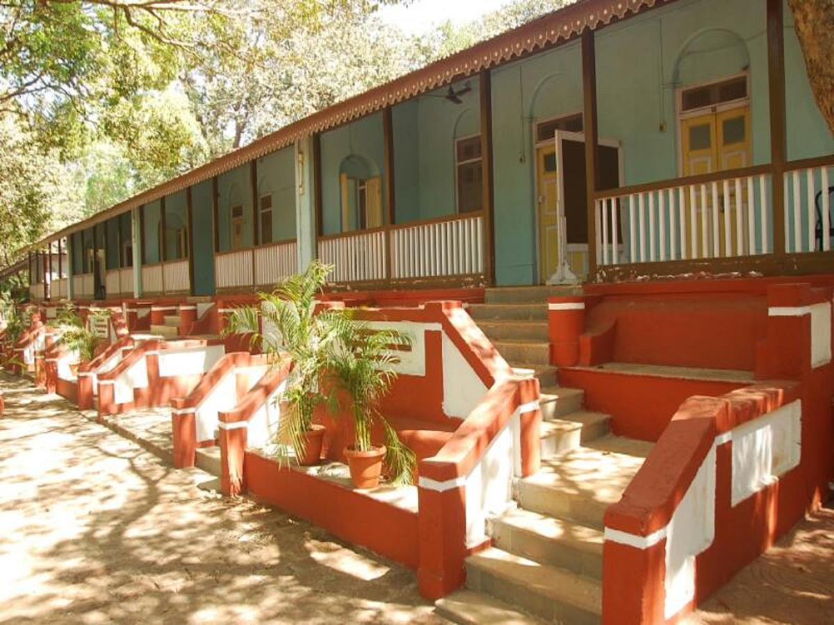 Cecil Hotel Matheran Ngoại thất bức ảnh