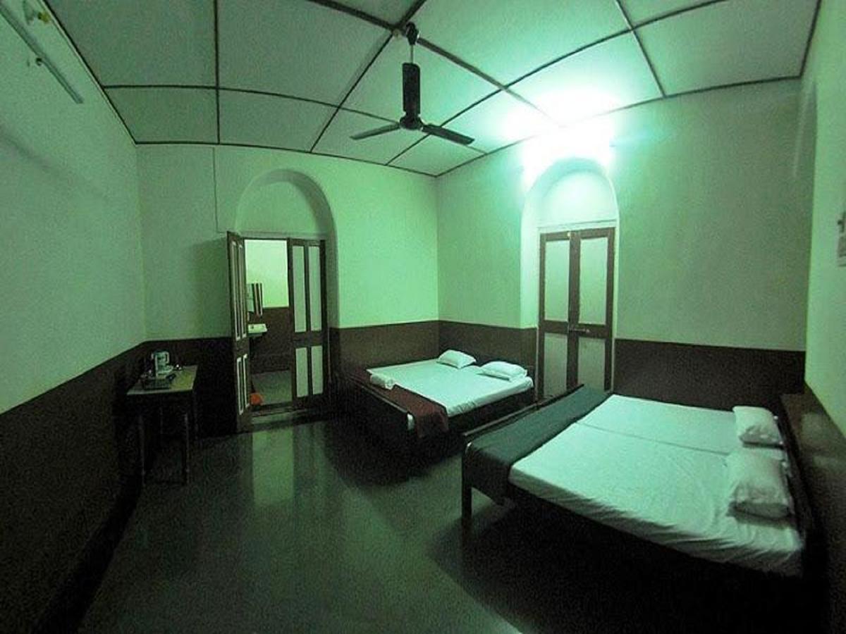 Cecil Hotel Matheran Ngoại thất bức ảnh