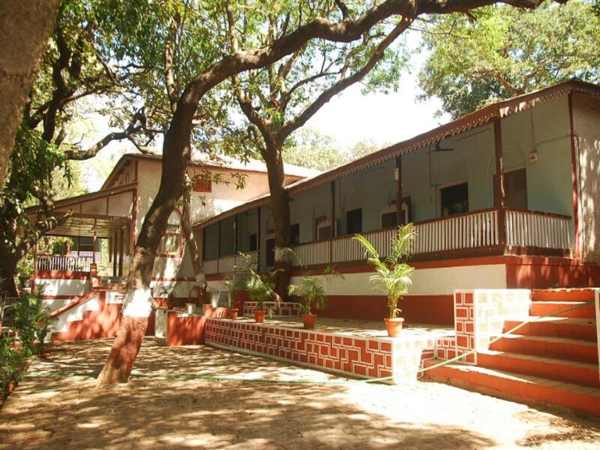 Cecil Hotel Matheran Ngoại thất bức ảnh