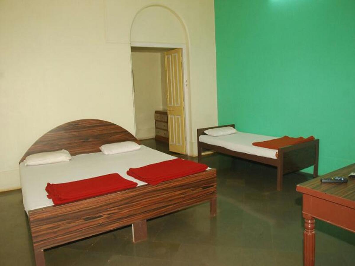 Cecil Hotel Matheran Ngoại thất bức ảnh